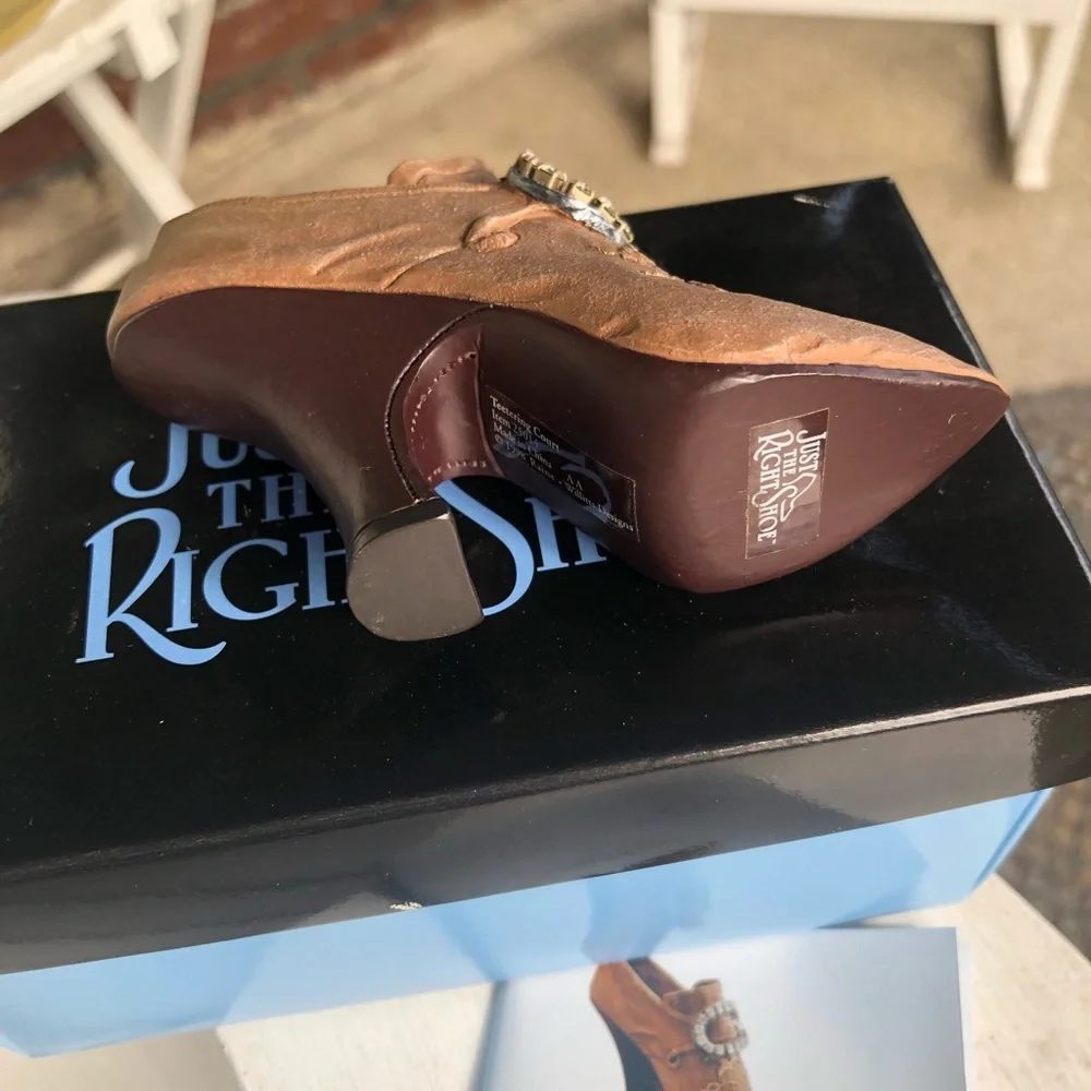 Vintage Shoe Decor
